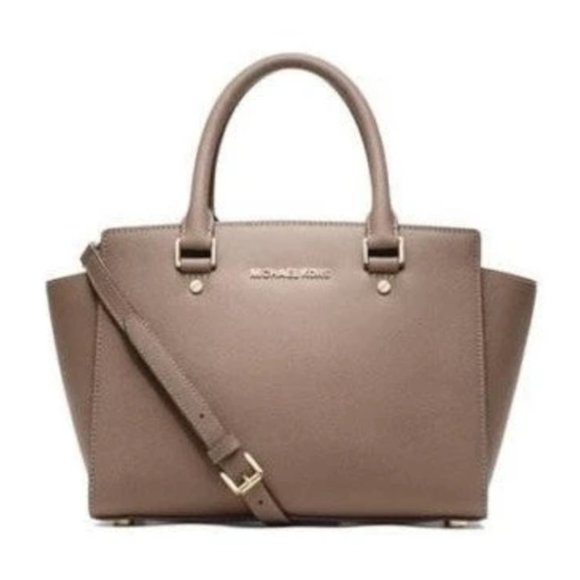 Michael Kors Handbags - Michael Kors Selma Medium Satchel